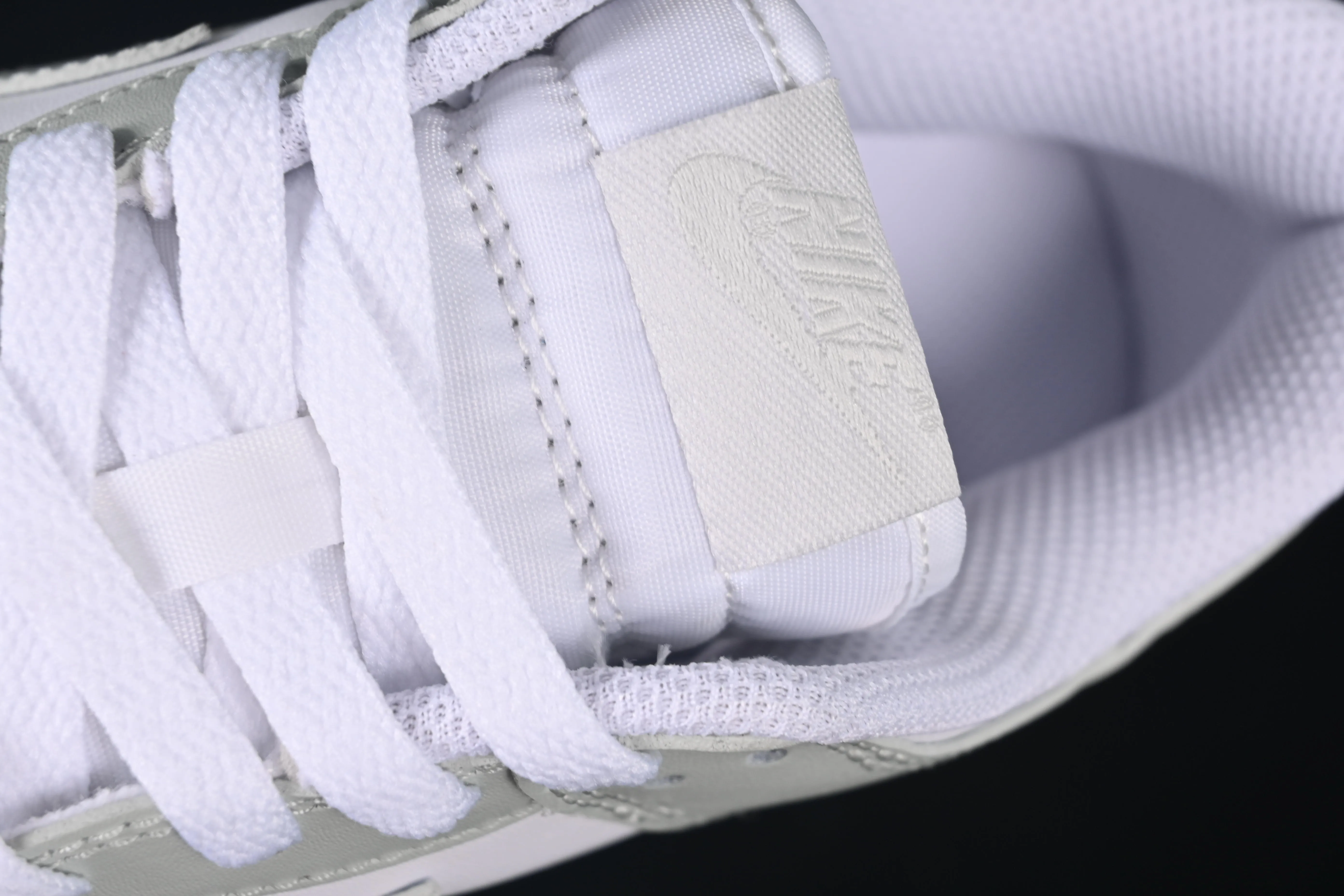 All categories Nk SB Dunk series Nk SB Dunk Low low-top sneakers Nike SB Dunk Low white gray low-top casual sneakers FB9109-124